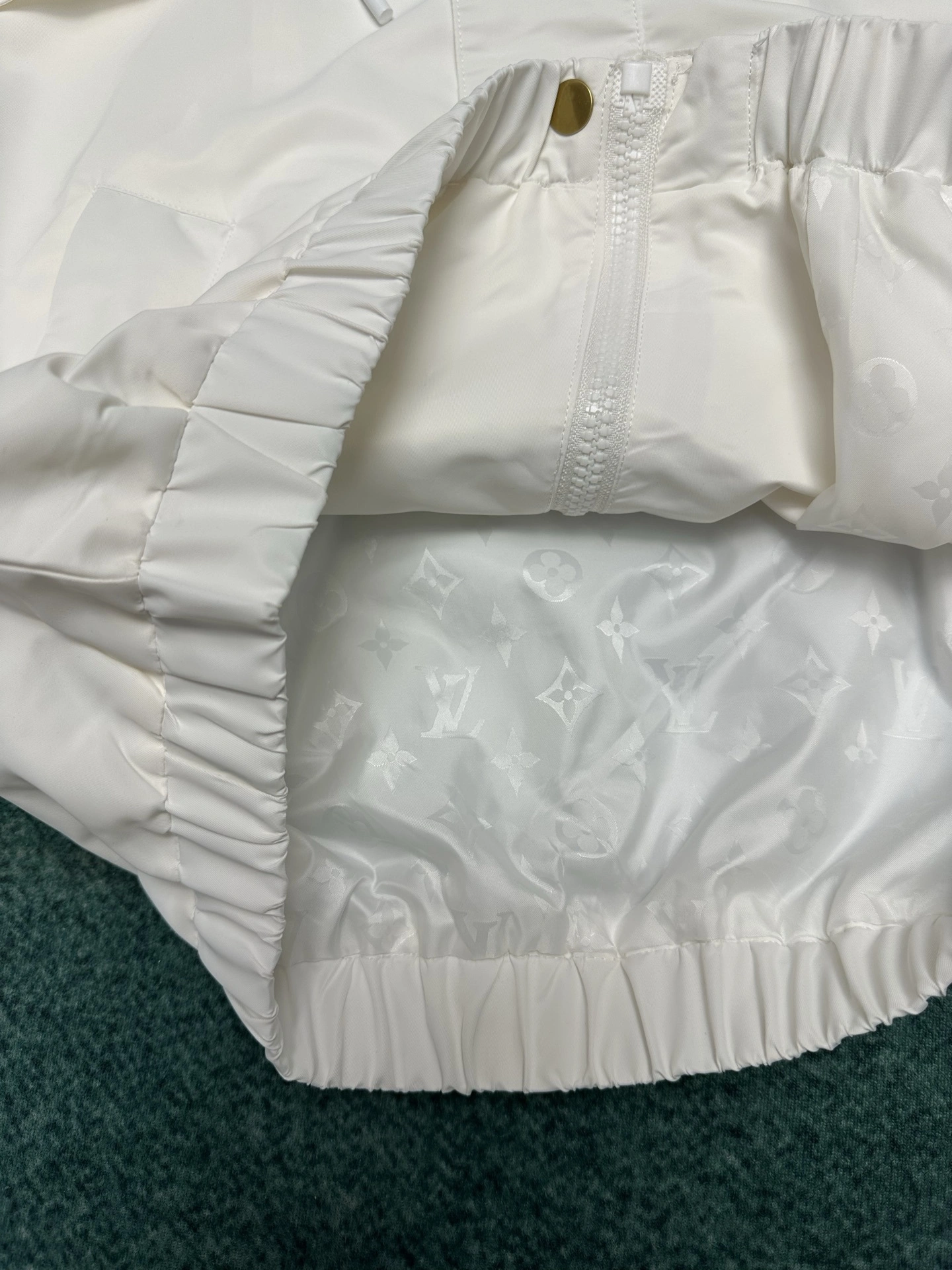 wg.luxury- 8V item:E-F409G2645